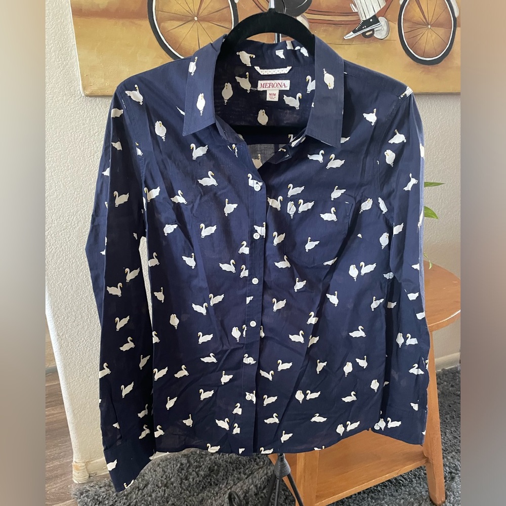 Merona, navy blue with printed swans, long sleeve, button downed shirt, size M